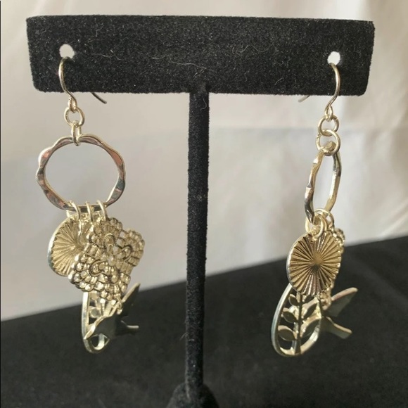 🔴 Pretty dangle earrings with charms - Picture 2 of 2